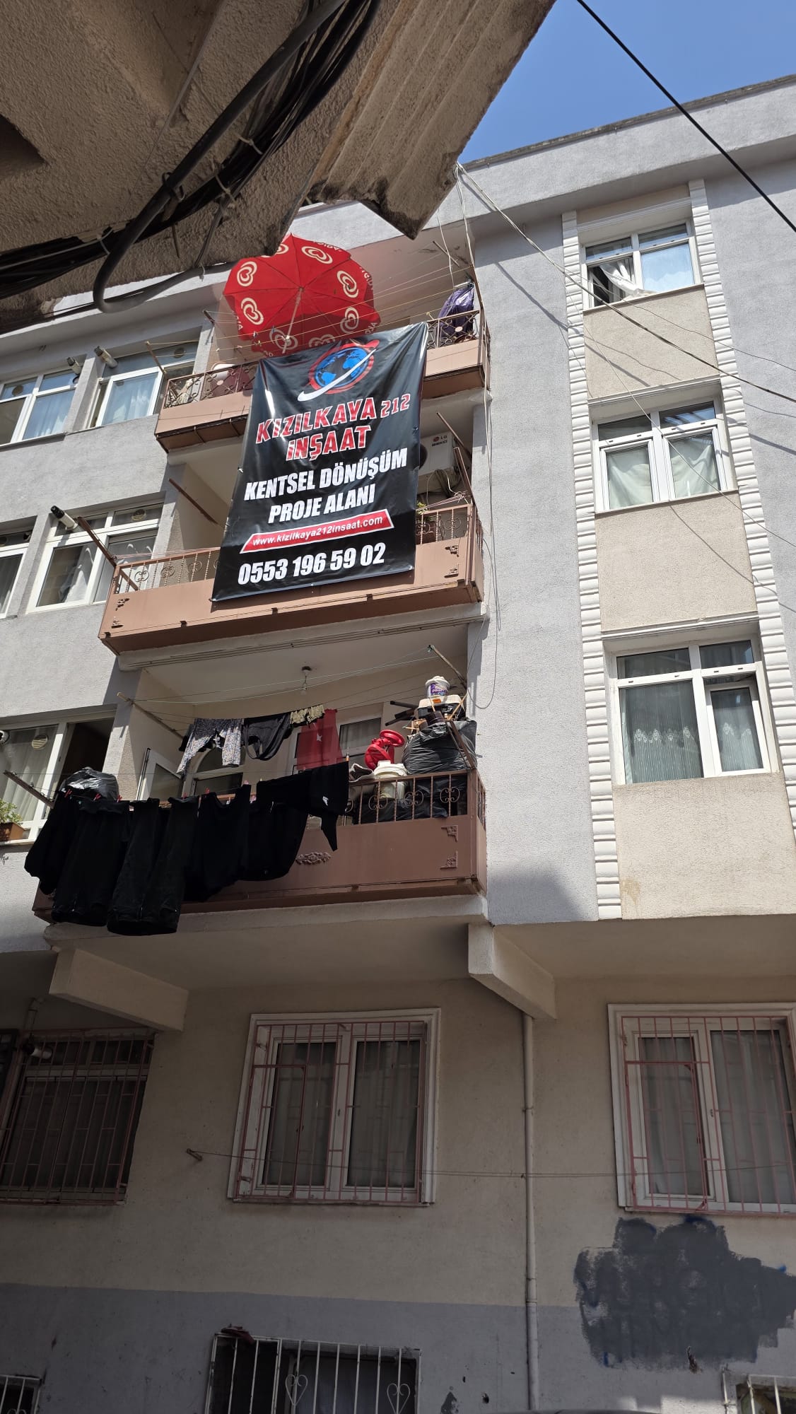Prestijli Yap-Sat Yapılar Background